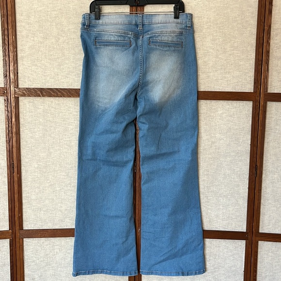 Time and Tru high Rise Retro Boot Cut Mixed Color Denim Jeans - Size 12 - Picture 5 of 6